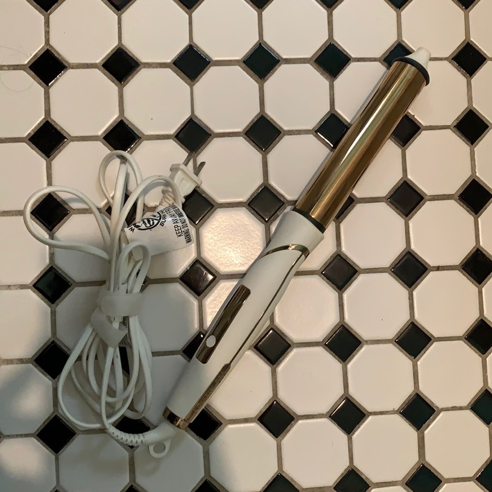 Kristen Ess Pivoting Wand